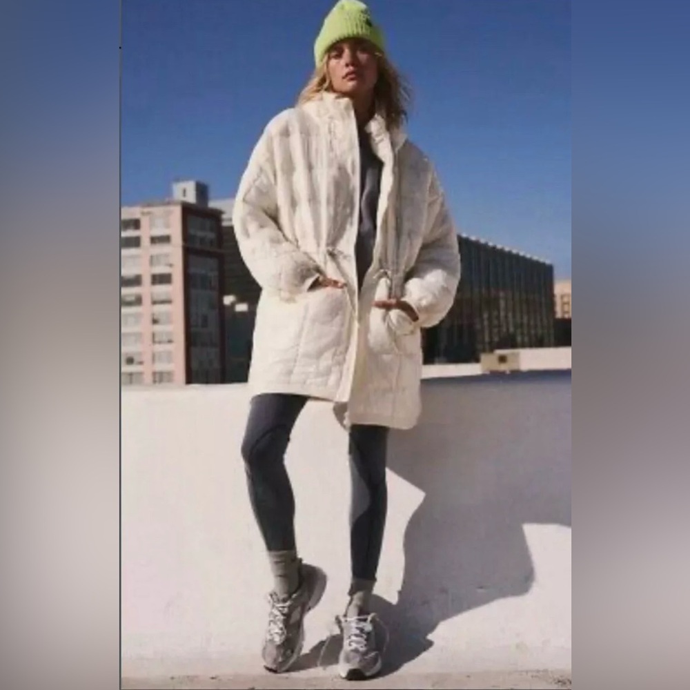 NWT- Free People Movement Jacket Ivory Patricia Packable Poncho Puffer Coat